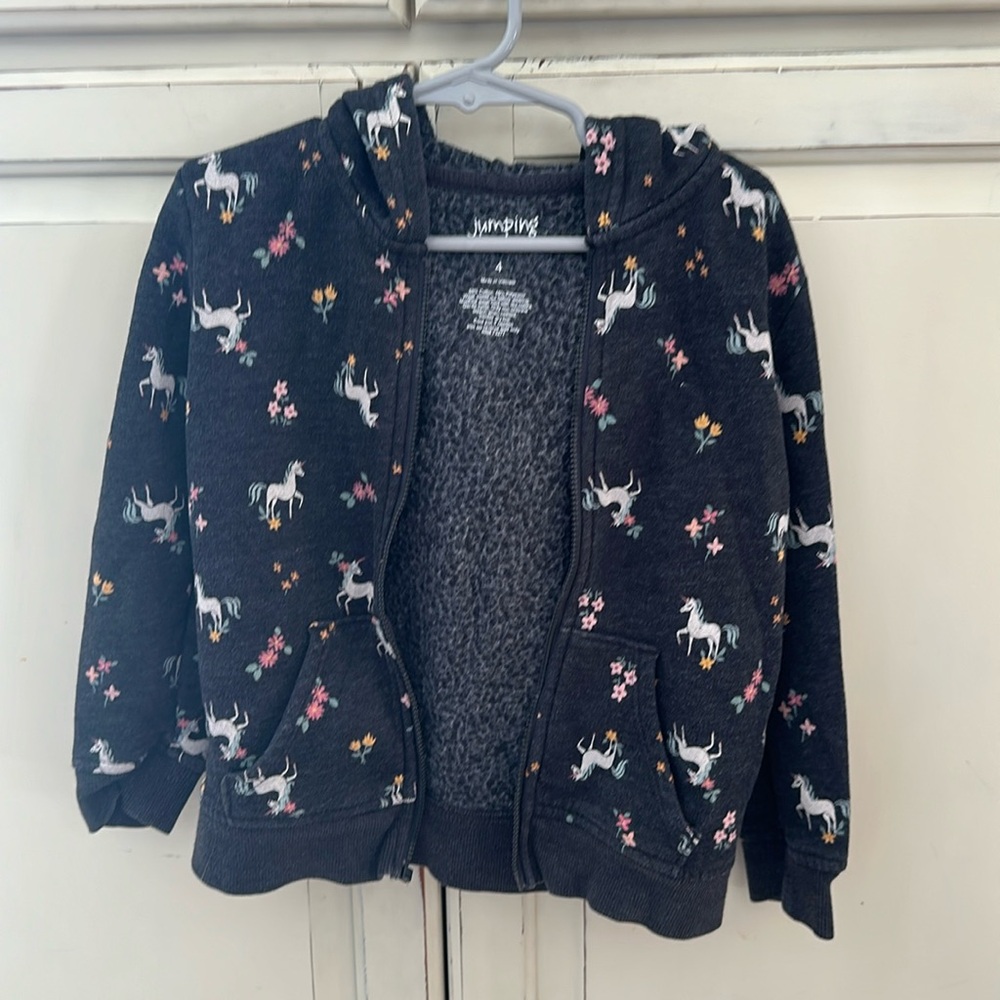 Jumping beans, unicorn hoodie